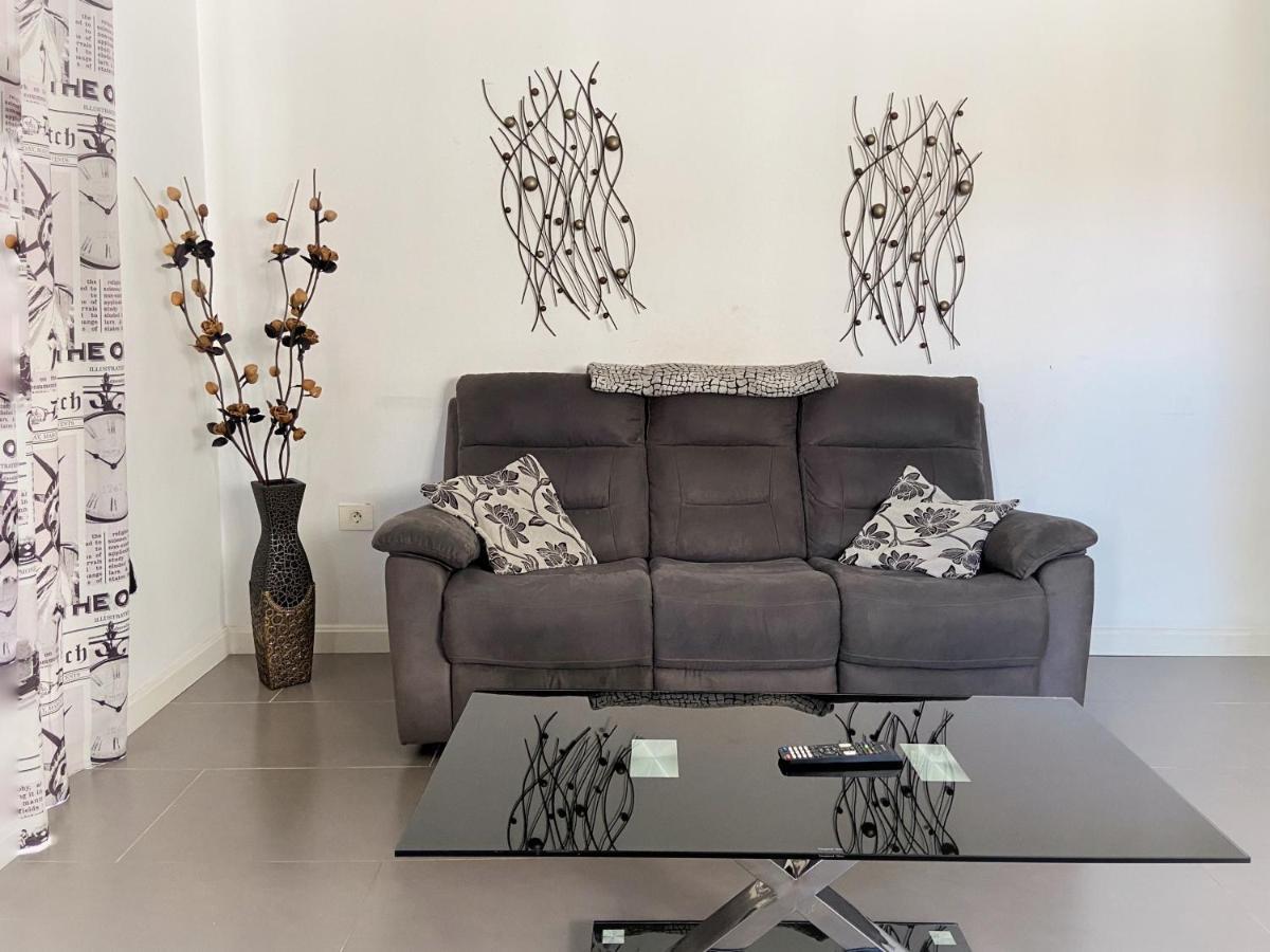 1 Bed Los Cristianos Near The Bus Station Arona  Esterno foto