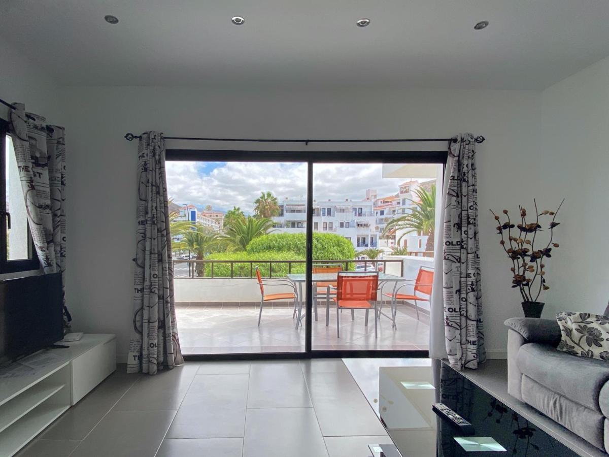 1 Bed Los Cristianos Near The Bus Station Arona  Esterno foto