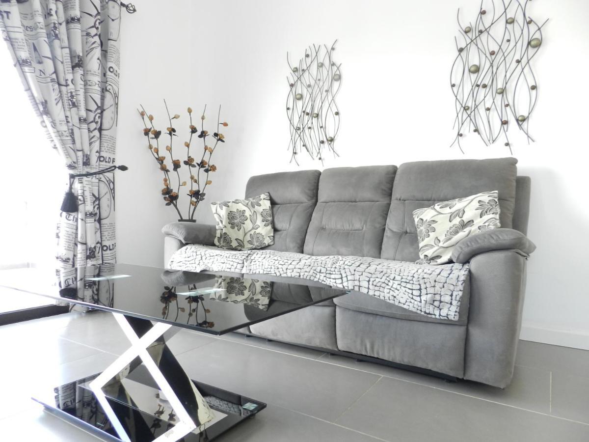 1 Bed Los Cristianos Near The Bus Station Arona  Esterno foto